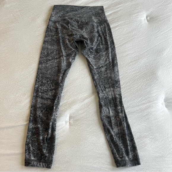 Lululemon Align Leggings - Picture 4 of 5